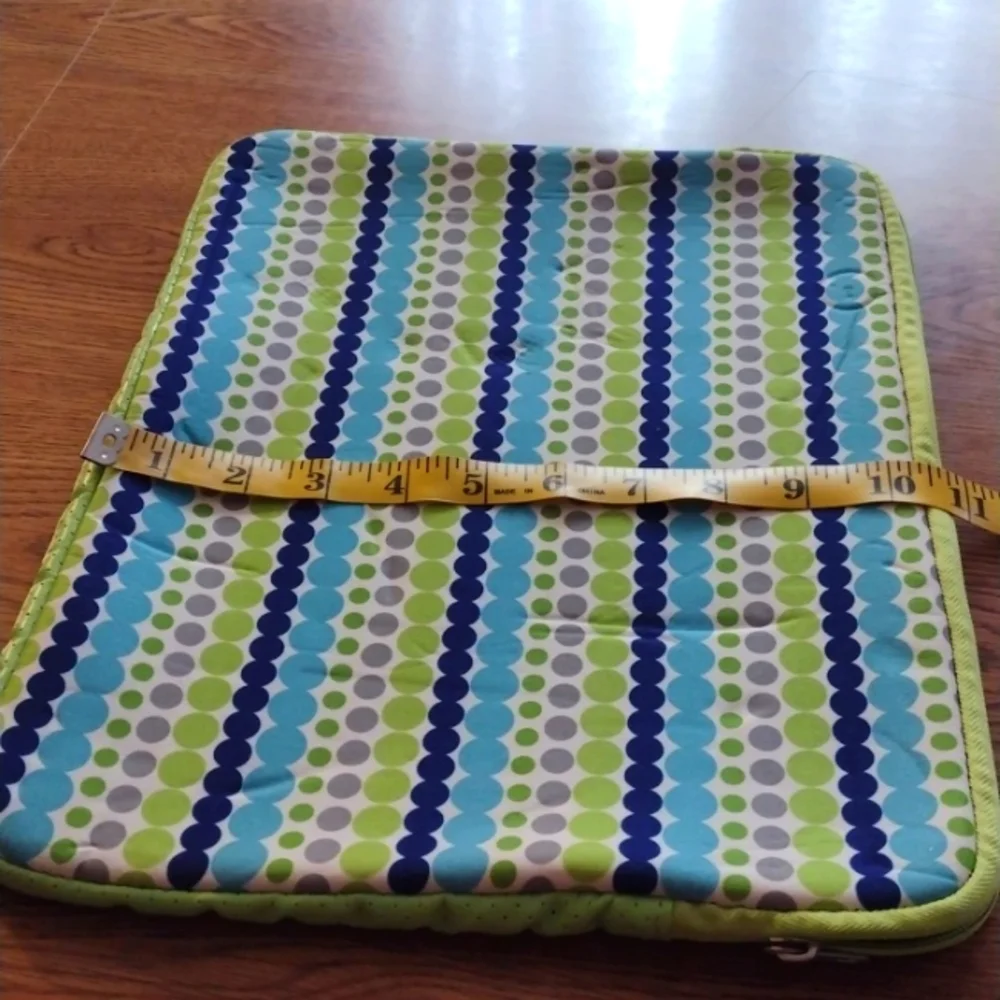 Laptop holder